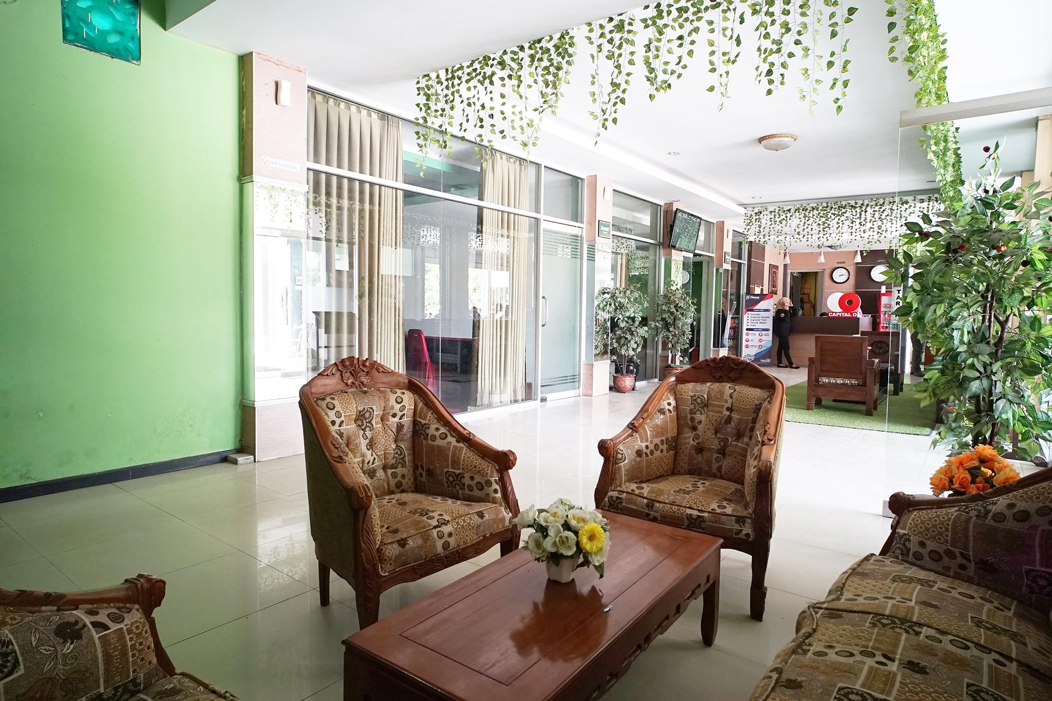 Capital O 2885 Hemra Hotel Balikpapan  Exterior foto