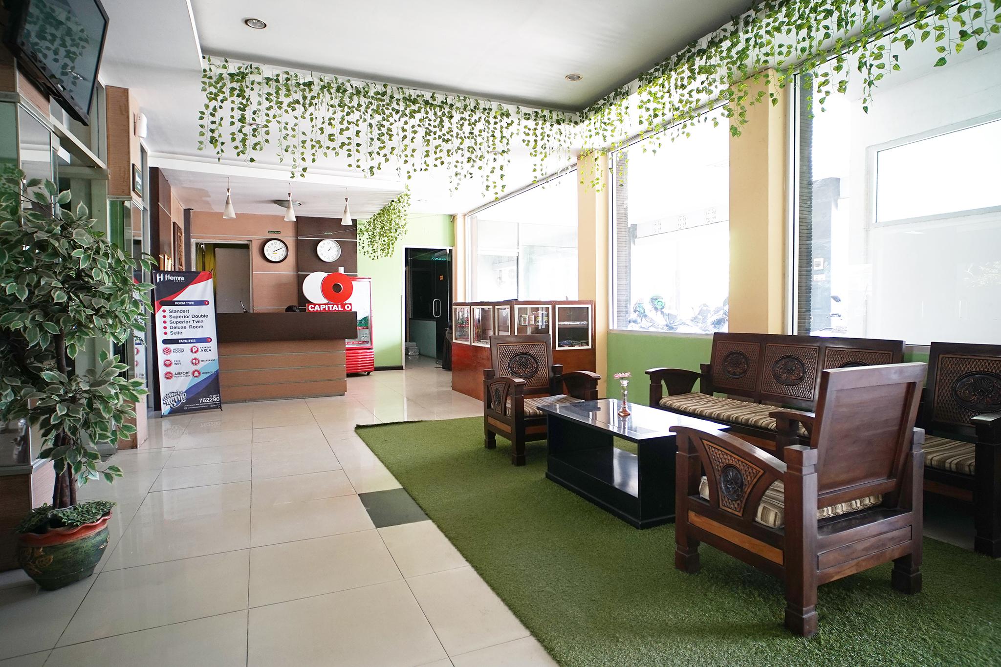 Capital O 2885 Hemra Hotel Balikpapan  Exterior foto